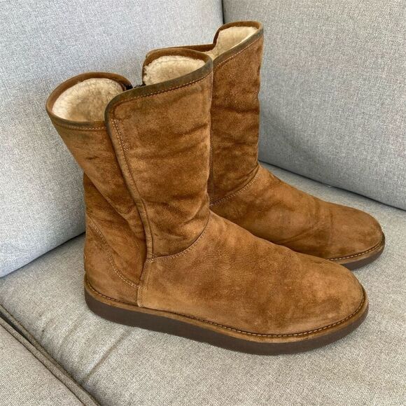 UGG Women's Abree Short Boots Brown Suede Size 10 Mid-Calf Zip - Picture 1 of 8